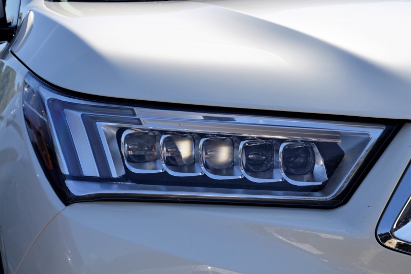 moto-CABASSE-min_acura-headlamp-2834131